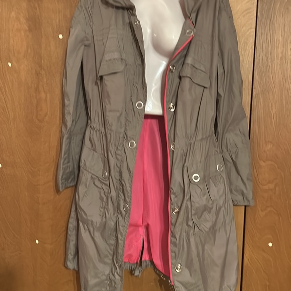 Raincoat with hood. Used few time only - Picture 5 of 8